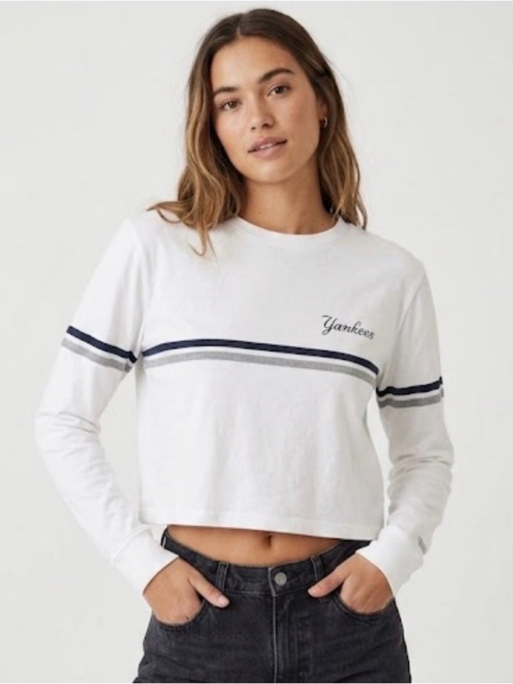 Tailgate White New York Yankees Crew Neck Shirt